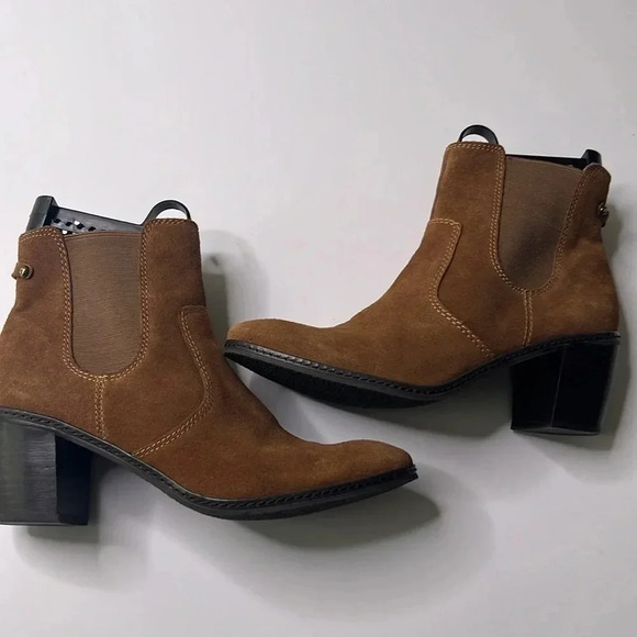 Anne Klein leather pull on boots brown and size 8.5 - Picture 4 of 8